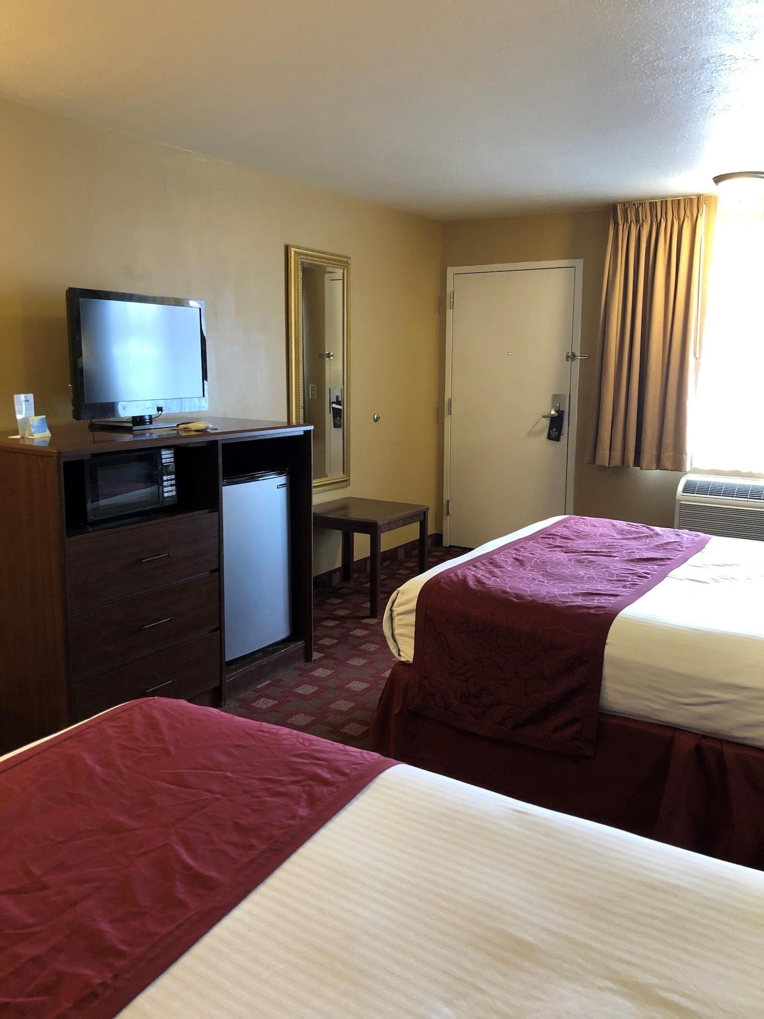 Days & By Wyndham Hotel Logan
