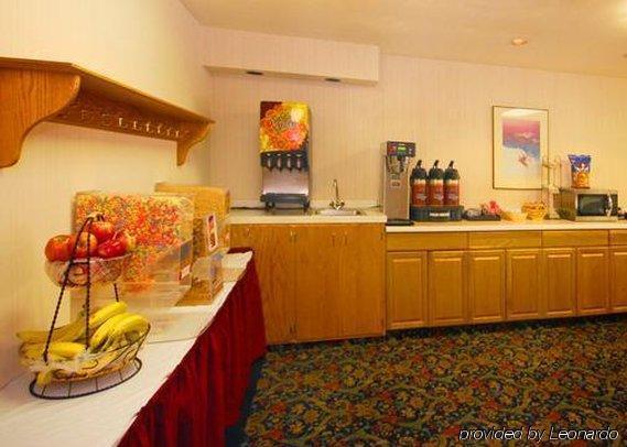 Hotel Days & By Wyndham Logan